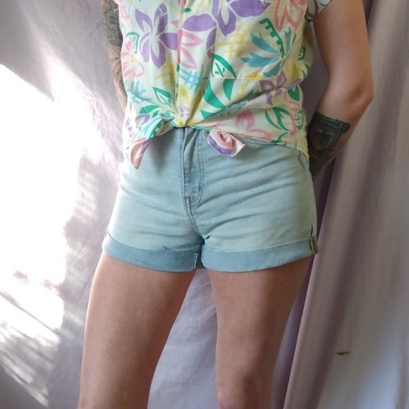 SOLD ON MARKETPLACE - Picture 7 of 8